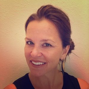 Meet your Posher, Carrie